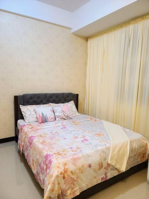 Апартаменты House Of B&Y At 101 Newport Across Naia T3 Манила Экстерьер фото